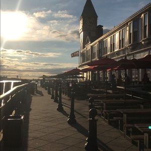 Meet your Posher, Sadia